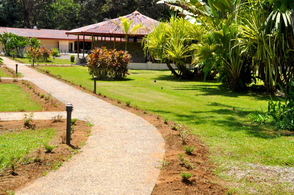 La Foresta Nature Resort Quepos Exterior foto